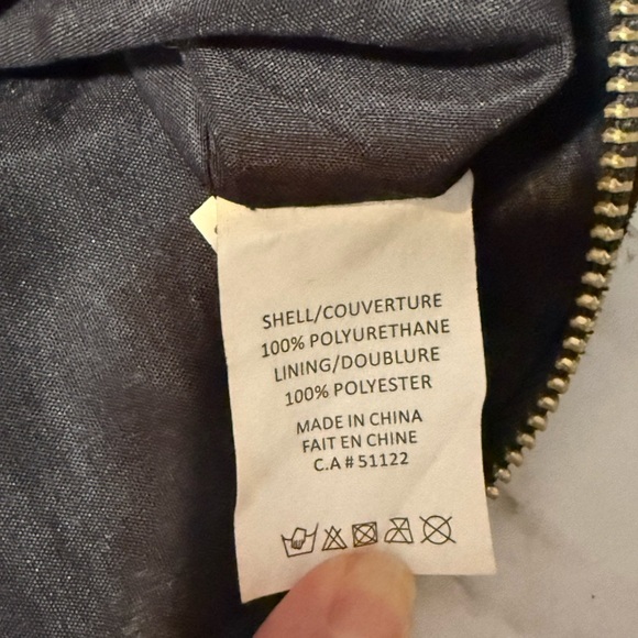 Black and Gold Crossbody Bag with Textured Design - Picture 8 of 11